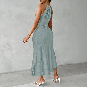Vestido Solare™ em Tecido Bordado Vazado com Fenda Frontal